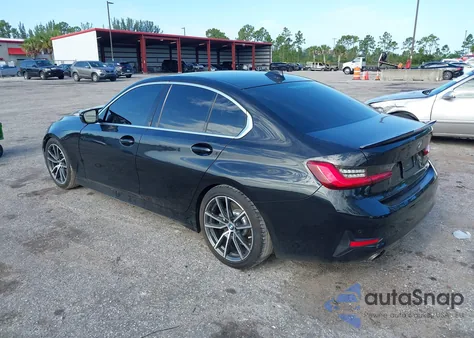 2021 BMW 330I z USA, uszkodzony, nr VIN 3MW5R1J03M8B53562